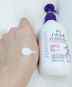 Sữa dưỡng thể chống nắng Hatomugi UV Milky Gel thực tế 1 (1)