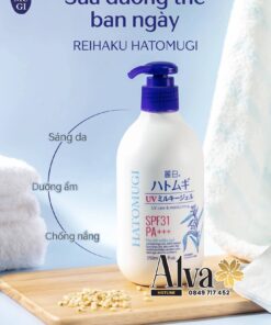 Sữa dưỡng thể chống nắng Hatomugi UV Milky Gel thực tế 2 (1)